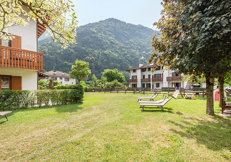 Lucia Garden - Familienwohnung mit Garten im Val di Ledro im Trentino