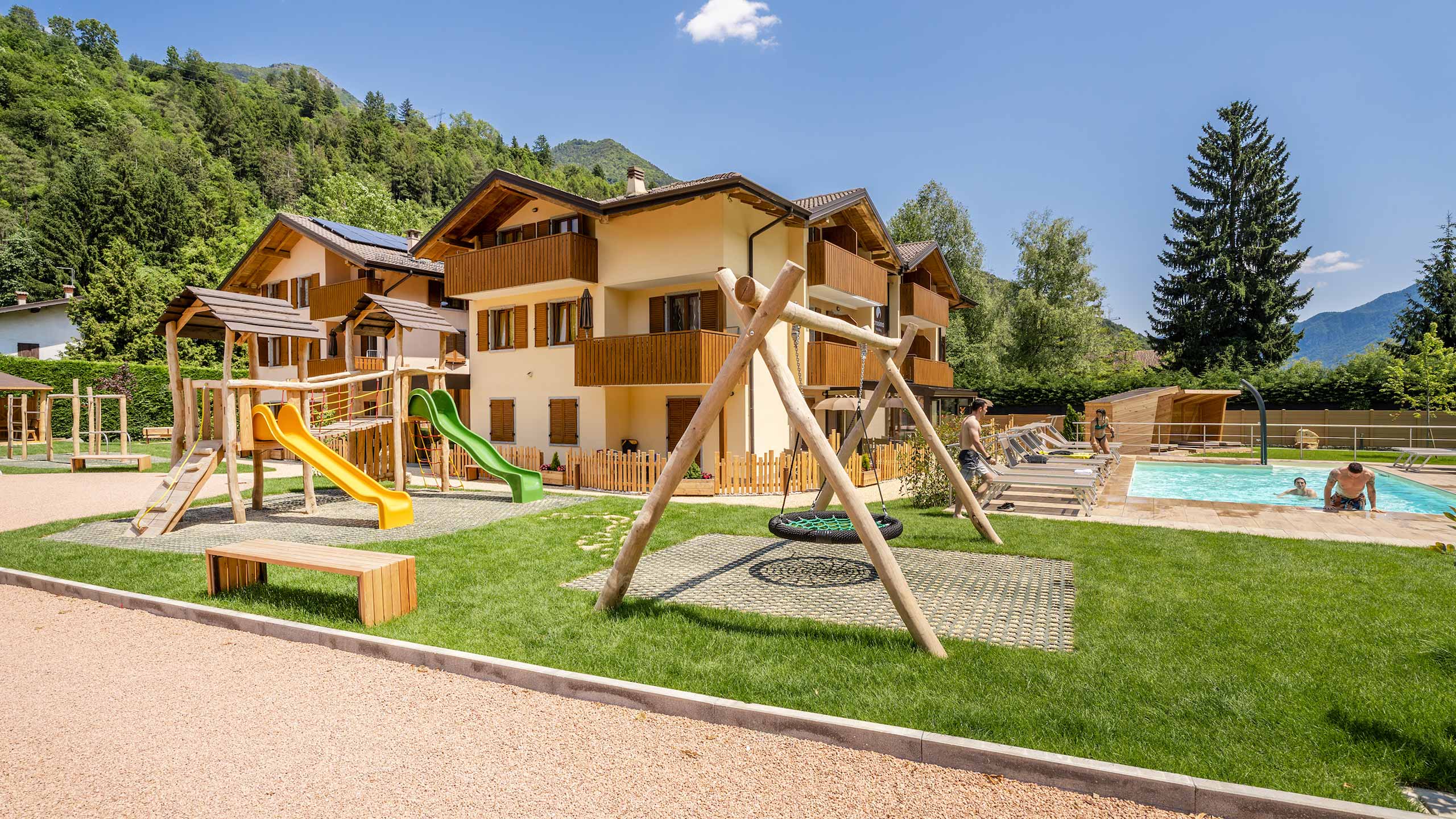 Crosina Holiday - appartamenti vicino al Lago di Ledro in Trentino per una vacanza in coppia o in famiglia  Benvenuti al Residence Toli